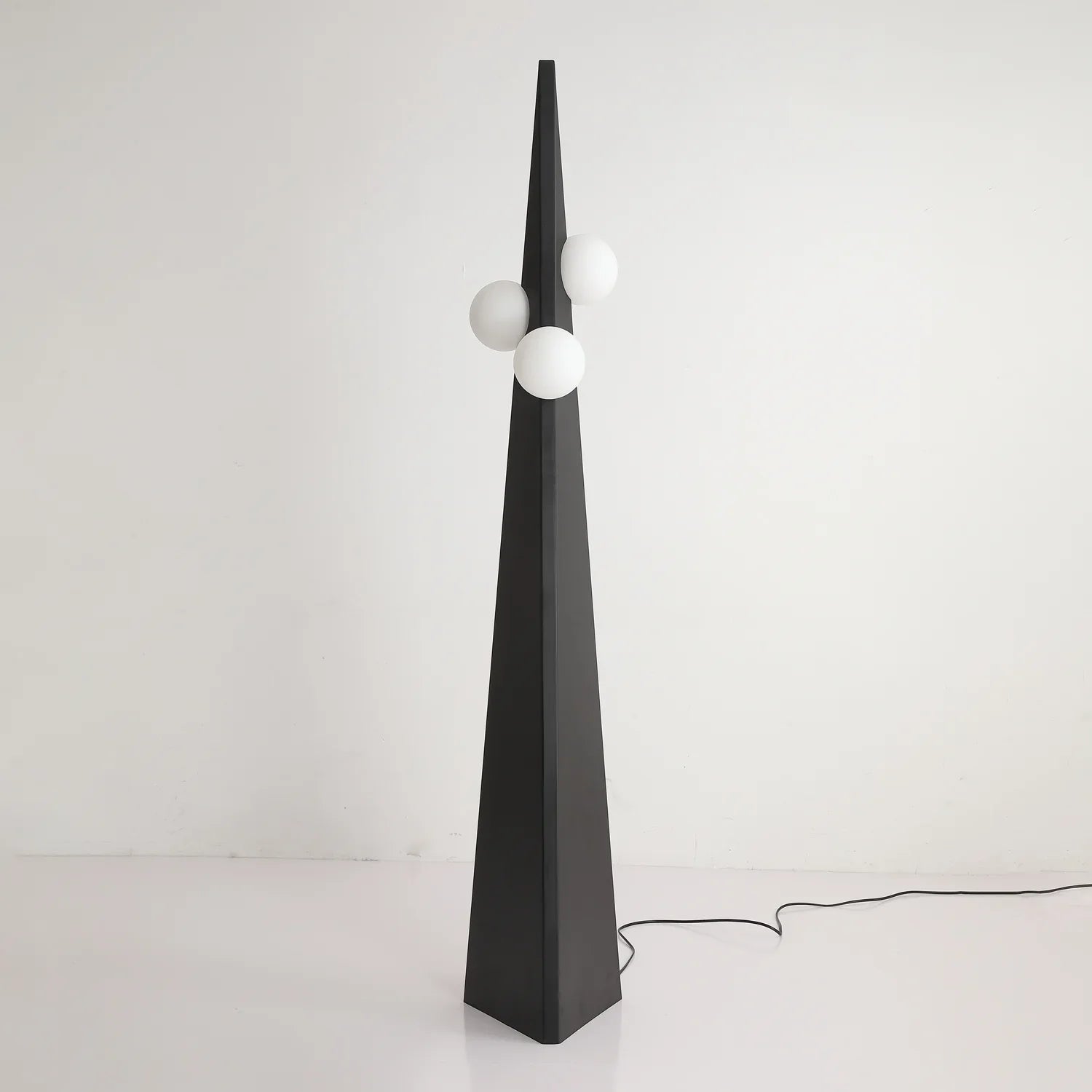 Triangular tower floor lamp | Floor Lamp | glass/metal | 240 v | Stylish Floor Lighting