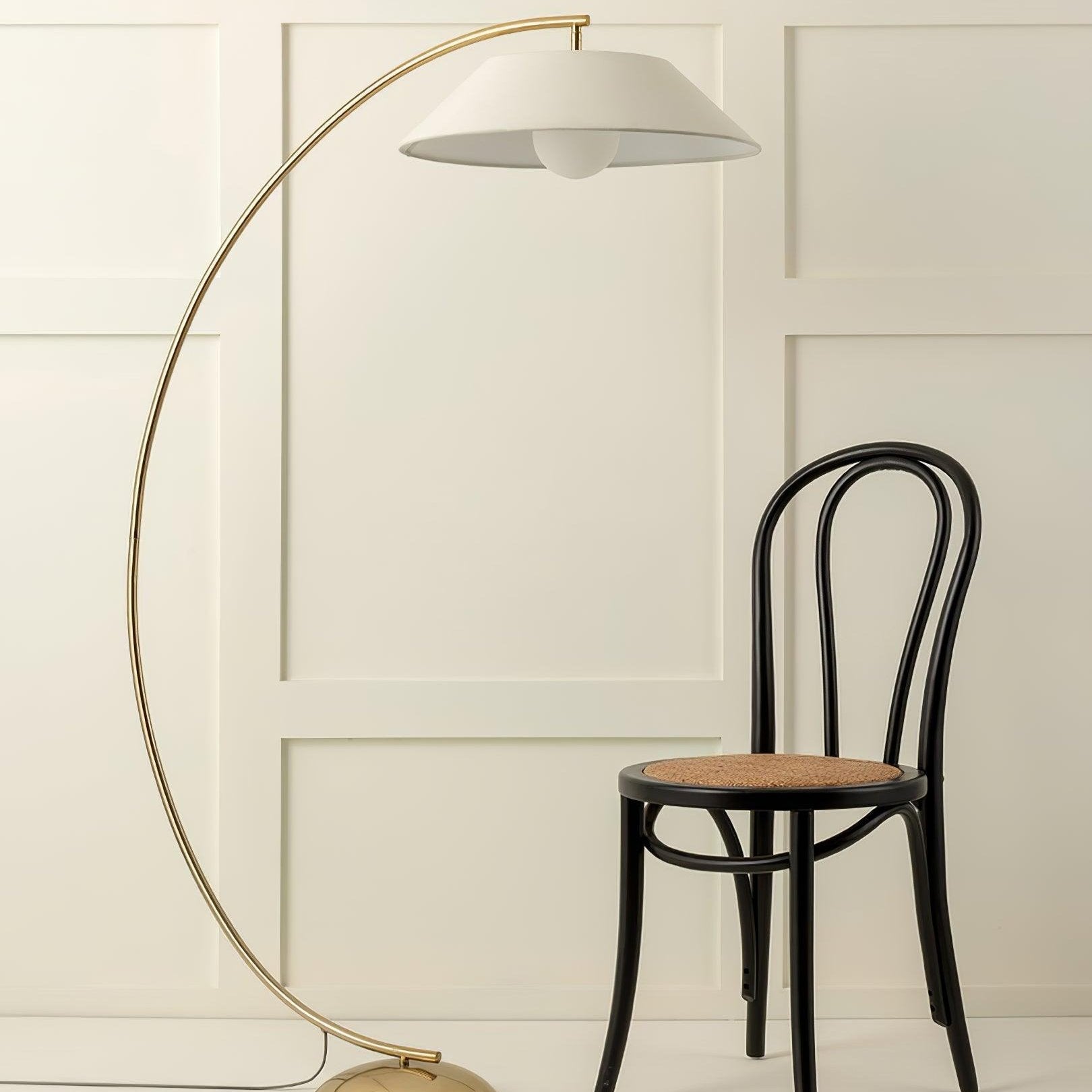 Circo Floor Lamp | Floor Lamp | LED | metal | 40 w | 240v | Stylish Floor Lighting