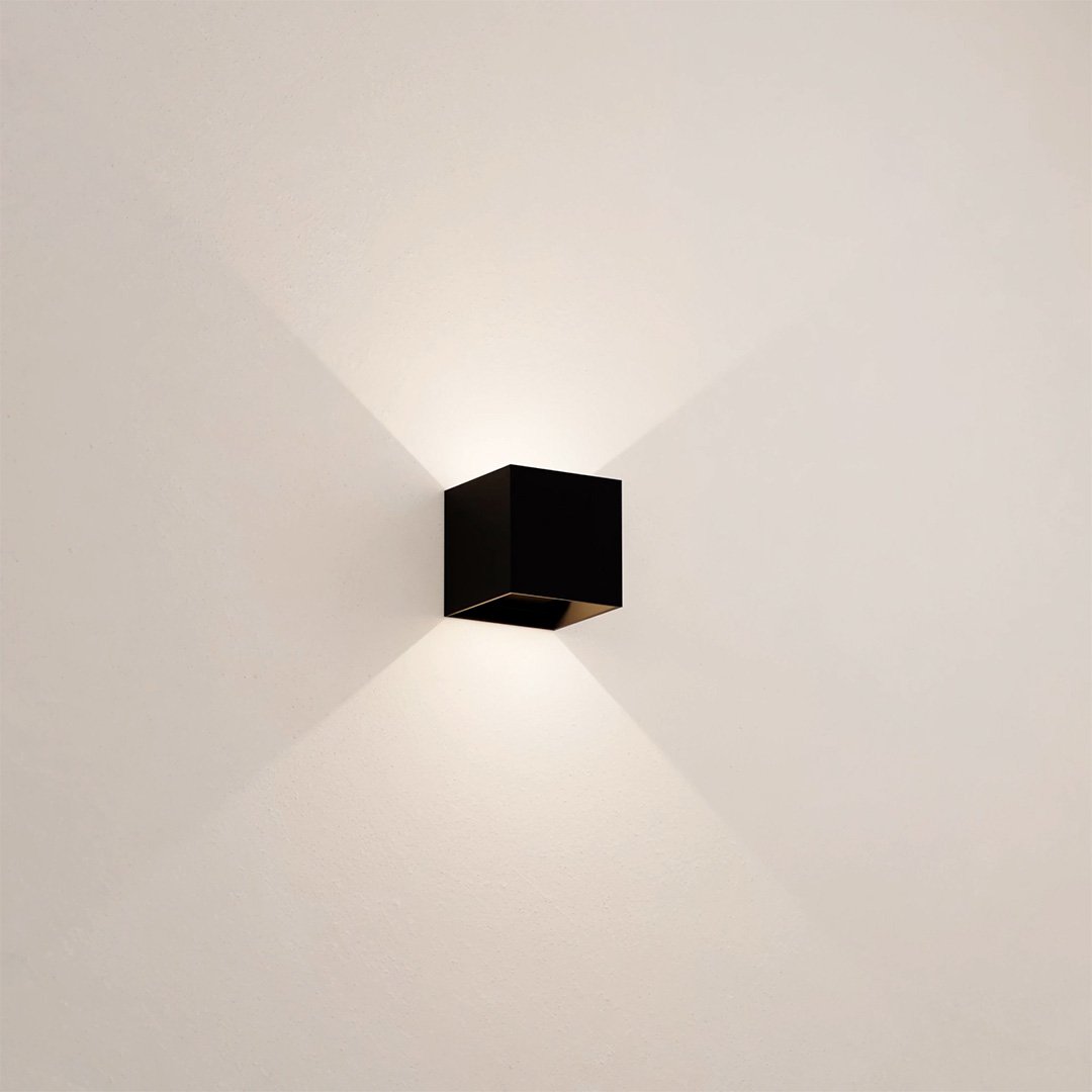 XENA Wall lamp | Wall Lamp | LED | Elegant Wall Illumination
