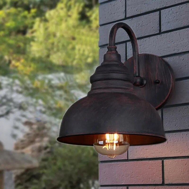 RetroLicht Classic Outdoor Wall Lamp | Wall Lamp | iron | Elegant Wall Illumination