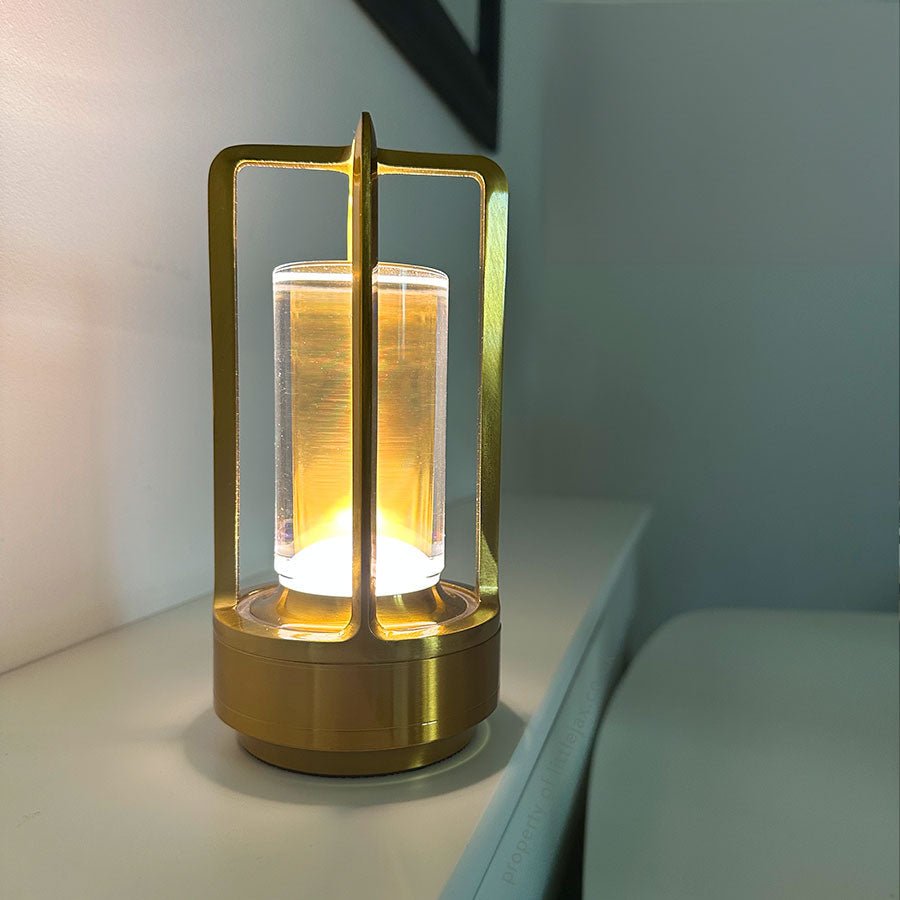 Lantrix Vintage Lantern Lamp Wireless | Table Lamp | LED | glass/Metal/Aluminum | Sleek Table Accent