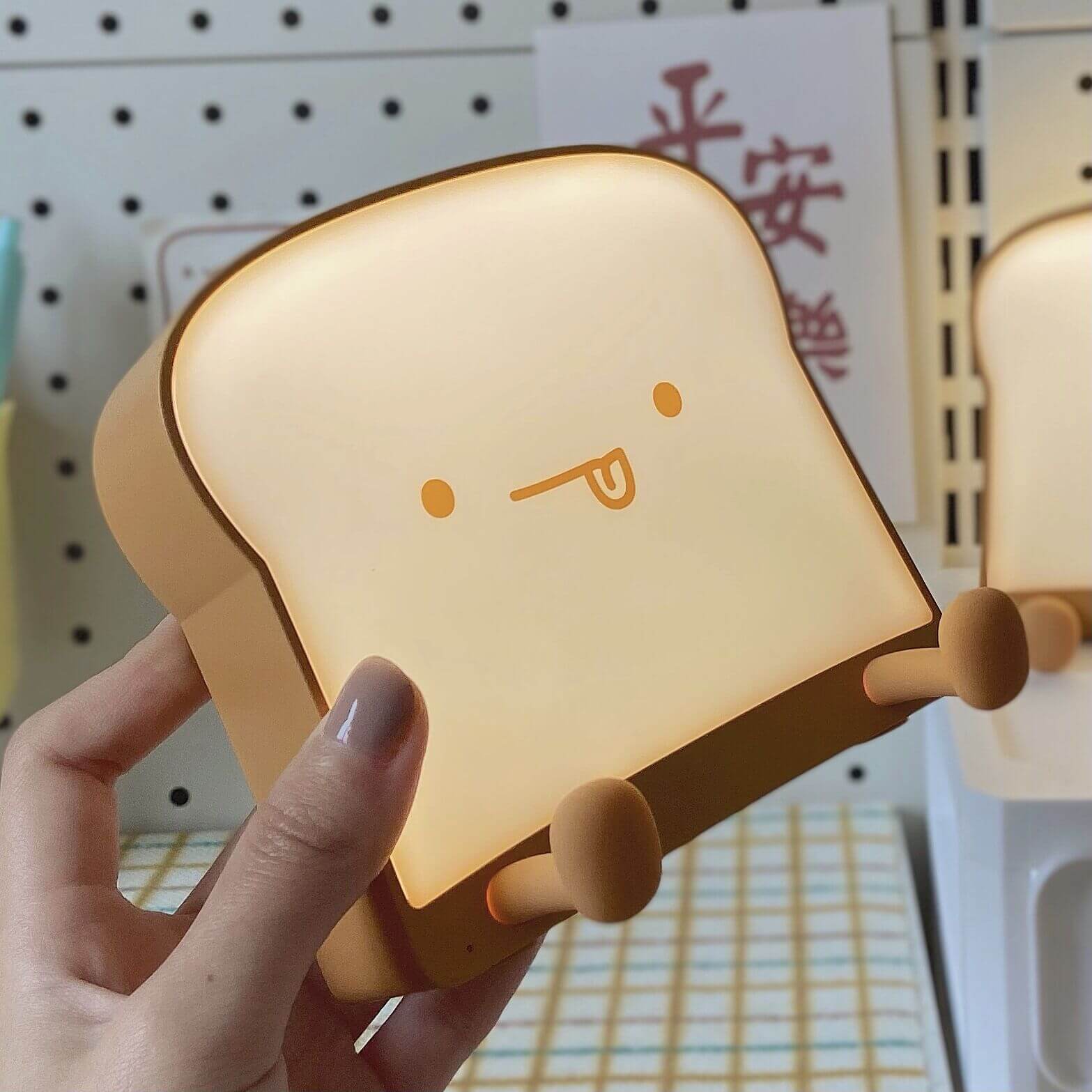 BrioToast Cute Toast Night Light, | Lighting | LED | 4000K | Silicone | Premium Lighting Solution