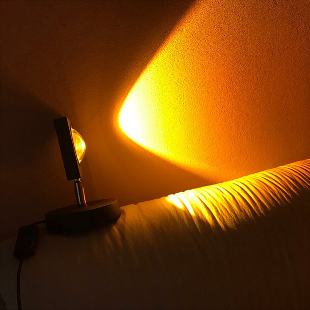 SunGlow Retro Sunset Table Lamp | Table Lamp | LED | plastic/metal | Sleek Table Accent