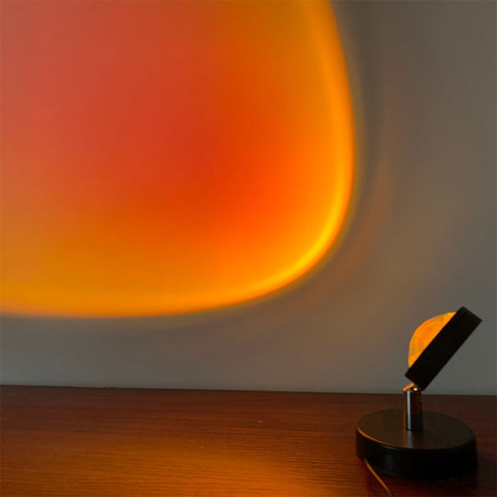 SunGlow Retro Sunset Table Lamp | Table Lamp | LED | plastic/metal | Sleek Table Accent