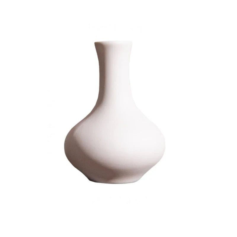 Pear-Shaped Minimalist Vase Sleek and Modern | Vase | ceramic | Elegant Home Decor