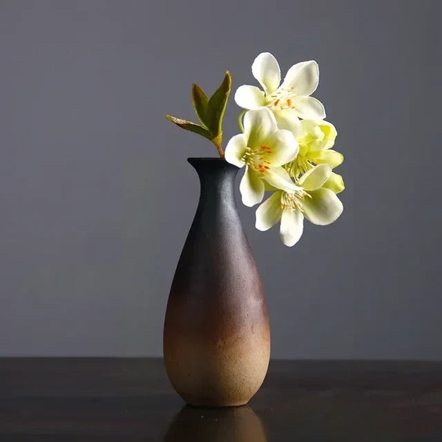 Modern Ceramic Vase Simple Yet Elegant | Vase | ceramic | Elegant Home Decor
