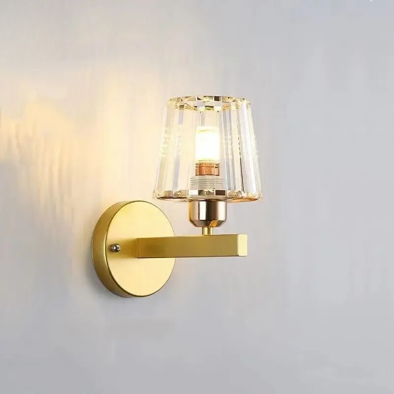 CrystalLuxe Modern Crystal Wall Lamp | Wall Lamp | Led | metal | Elegant Wall Illumination