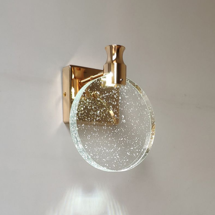 Kristy Modern Wall Lamp Gold | Wall Lamp | Led | metal | 110V - 240V | Elegant Wall Illumination