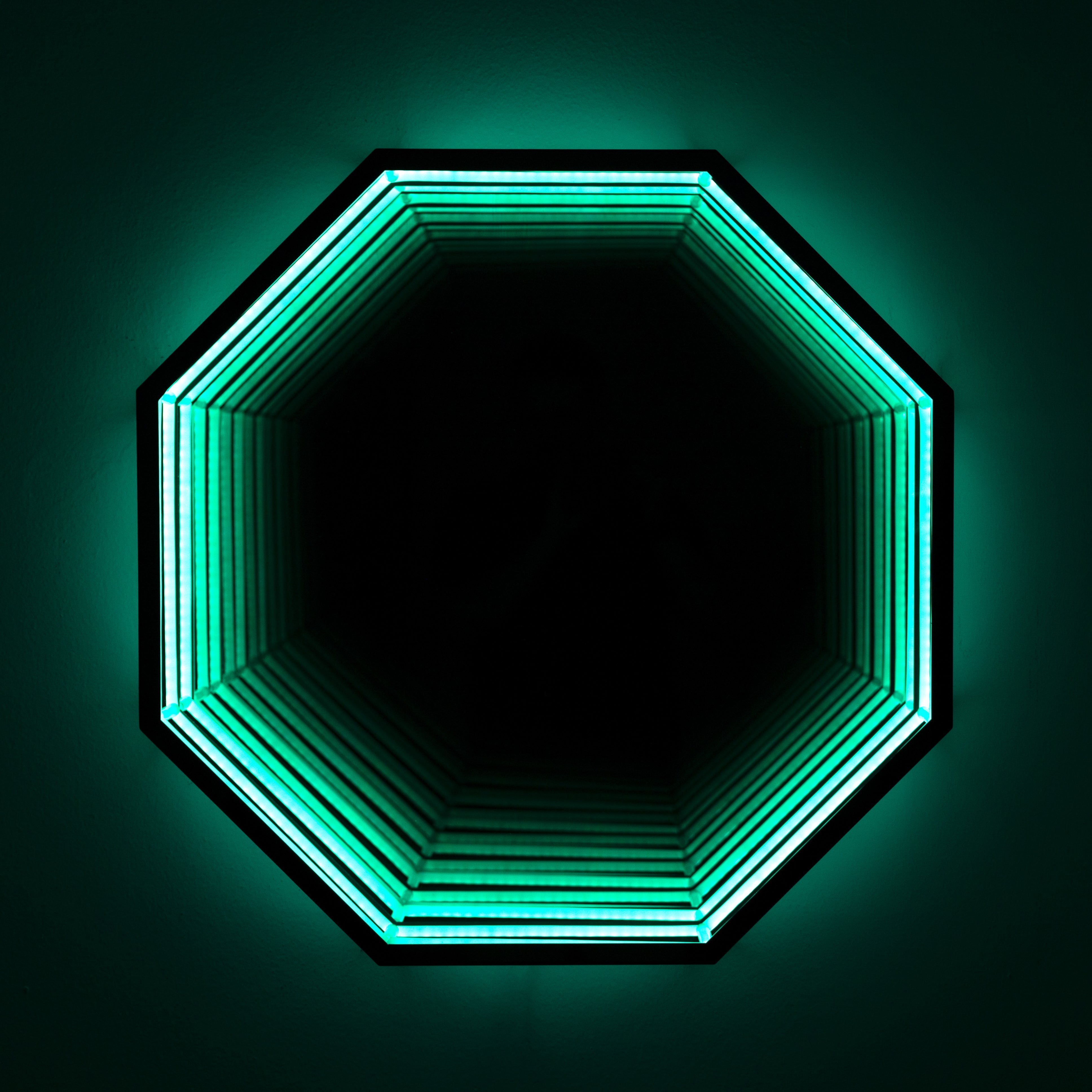 Octagon Infinity Mirror Wall Lamp | Wall Lamp | Led | glass/iron | 40W | Elegant Wall Illumination