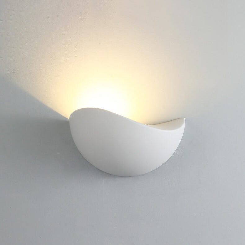 Minimalist semi-circular wall lamp made | Wall Lamp | Led | aluminum | 5W | 110V - 120V - 220V - 240V | Elegant Wall Illumination