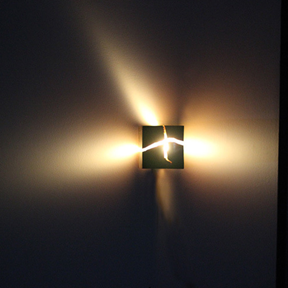 Creative Cracked Corridor Wall Lamp | Wall Lamp | Led | wood | 110V - 120V | Elegant Wall Illumination