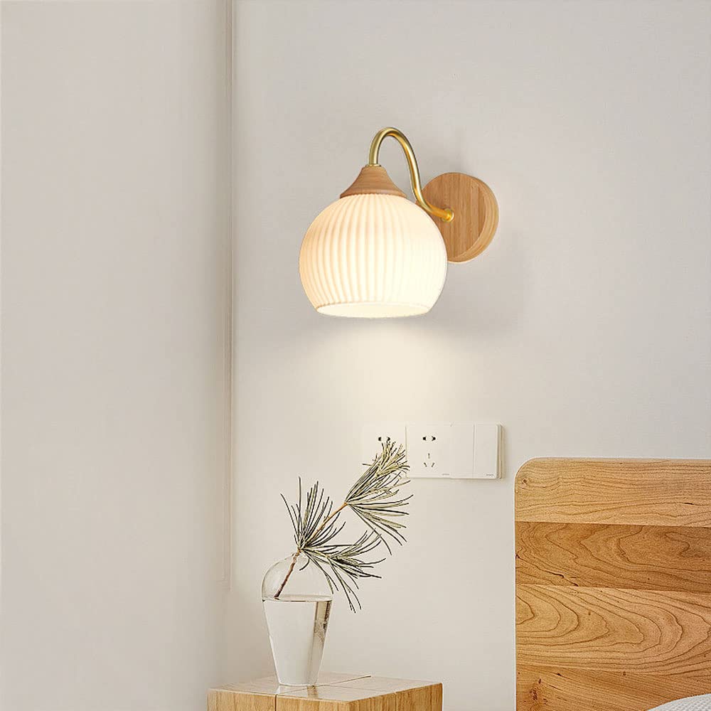Ozawa Nordic Indoor Wall Lamp | Wall Lamp | Led | Warm White | glass/wood | Elegant Wall Illumination