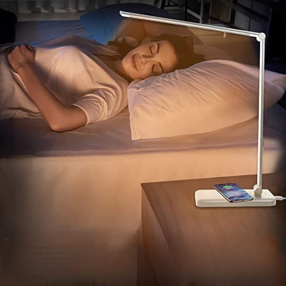 FlexiLite™ Table Lamp Charging Port | Table Lamp | LED | iron/plastic/Aluminum | 6W | Sleek Table Accent