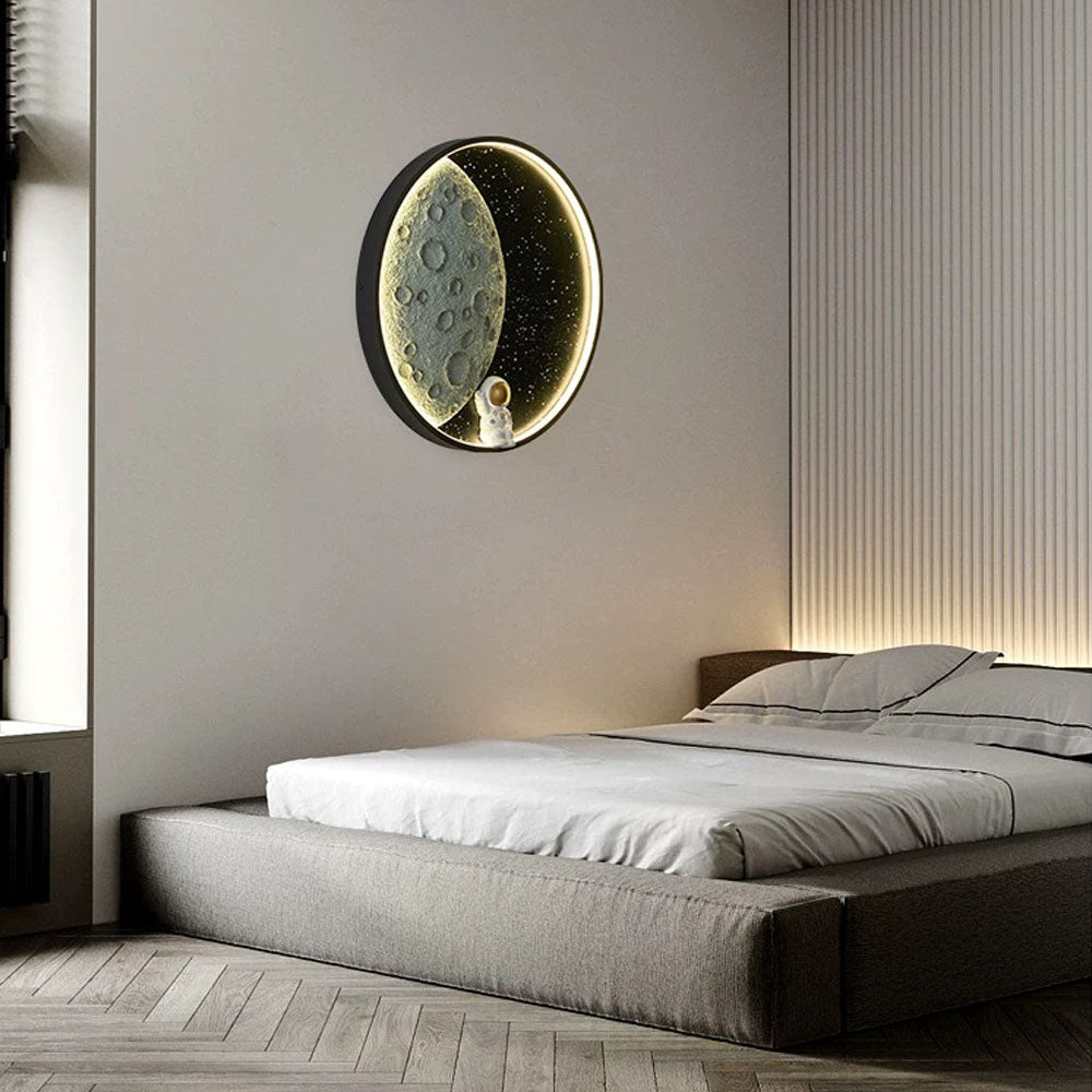 Elif Modern Astronaut Moon Wall | Wall Lamp | Led | metal | 10W | 110V - 240V | Elegant Wall Illumination