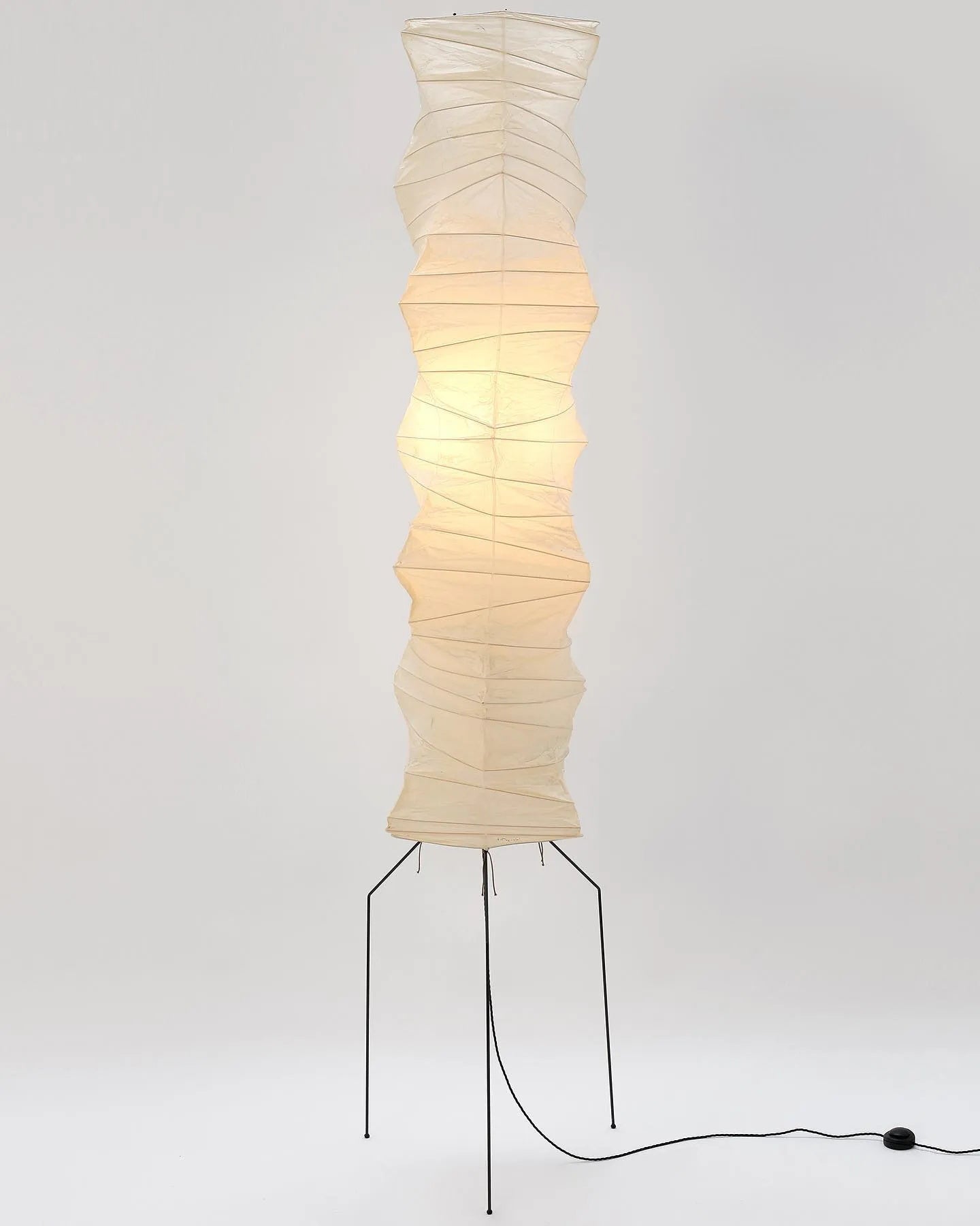 Rice paper floor lamp | Floor Lamp | LED | metal | 240v | Stylish Floor Lighting