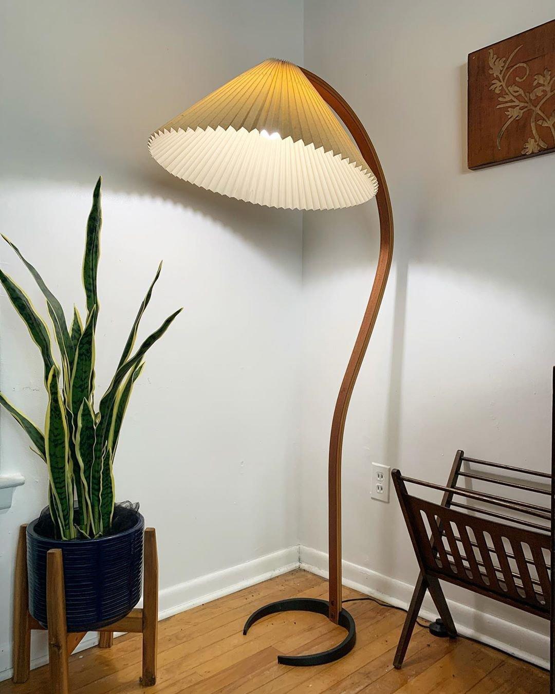 Caprani floor lamp | Floor Lamp | LED | linen/metal/wood | 240v | Stylish Floor Lighting