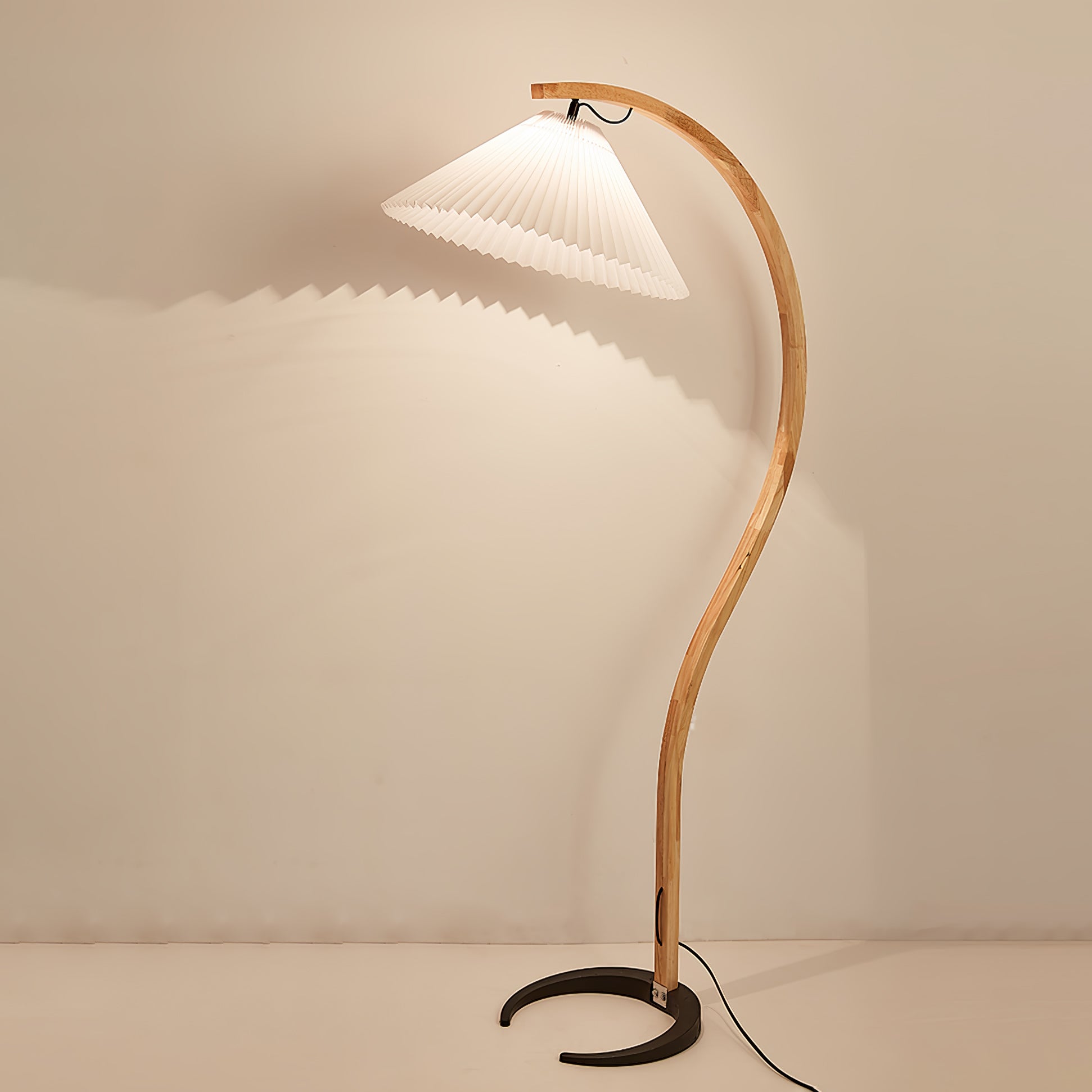Caprani floor lamp | Floor Lamp | LED | linen/metal/wood | 240v | Stylish Floor Lighting