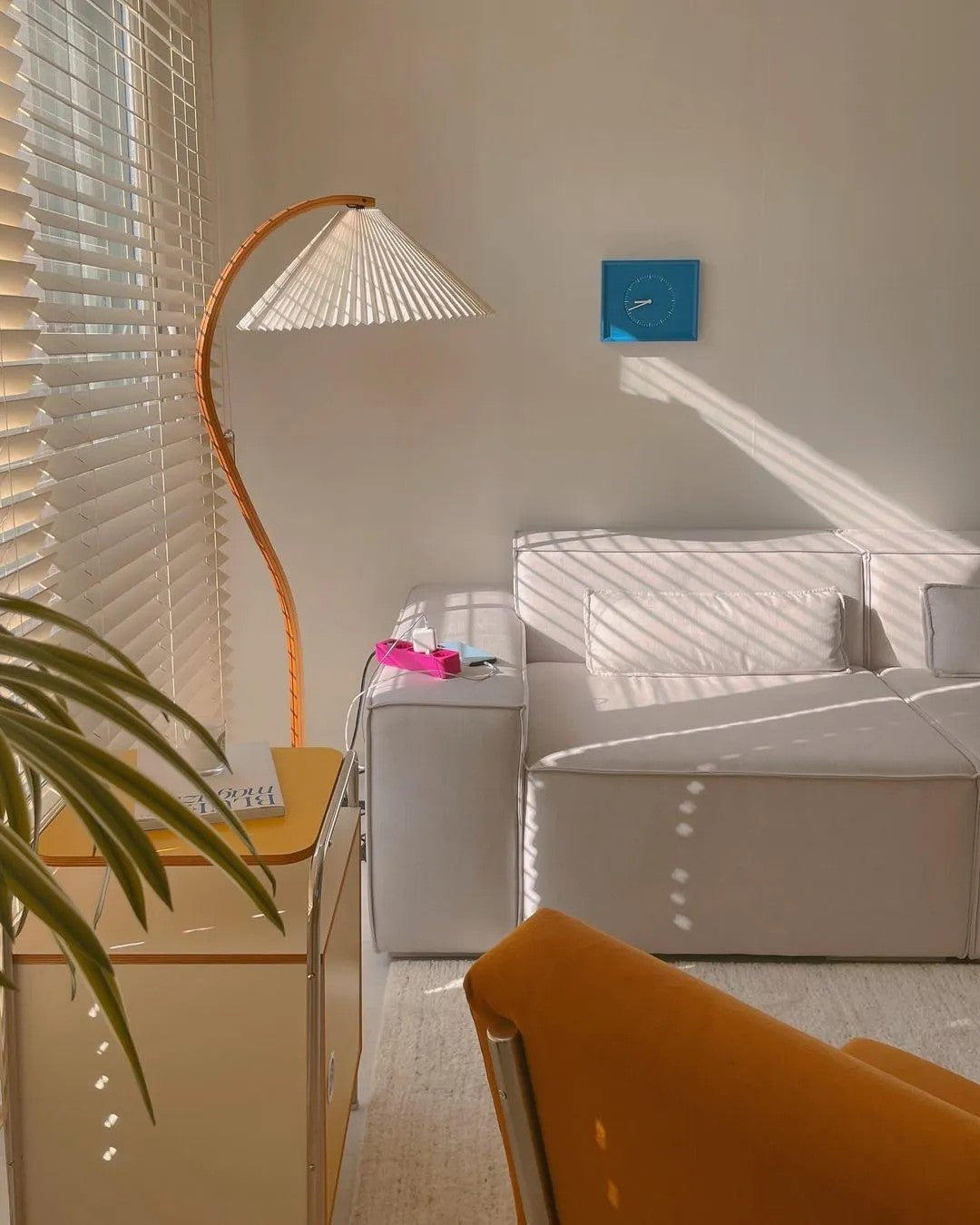 Caprani floor lamp | Floor Lamp | LED | linen/metal/wood | 240v | Stylish Floor Lighting