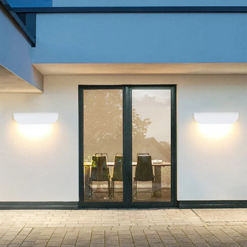 RainGlow Water-resistant Outdoor Lamp | Lighting | LED | aluminum/glass | Premium Lighting Solution