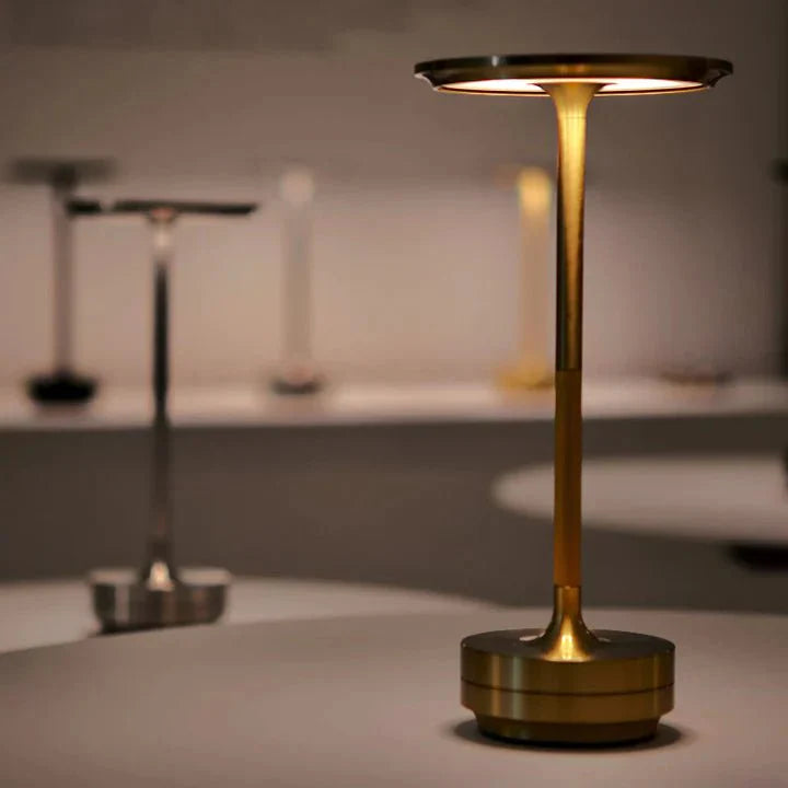 Elegano Luxury Table Lamp Stylish | Table Lamp | aluminum | Sleek Table Accent