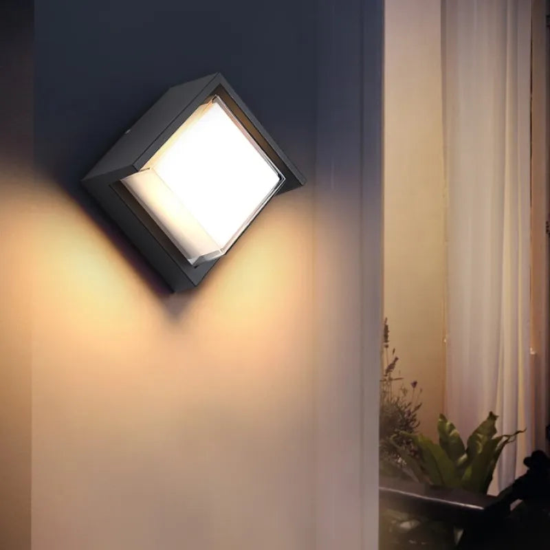 MoonGlow External Wall Lamp Outdoors | Wall Lamp | LED | Elegant Wall Illumination