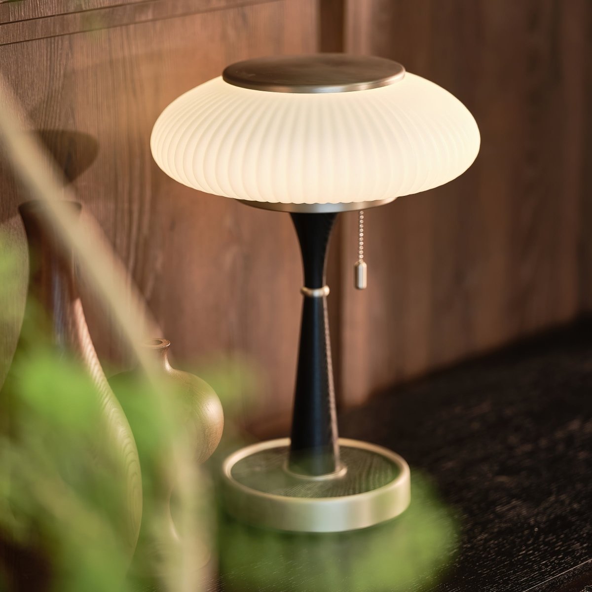 Lumique Matsushroom Table Lamp Modern | Table Lamp | LED | glass/wood/metal | Sleek Table Accent