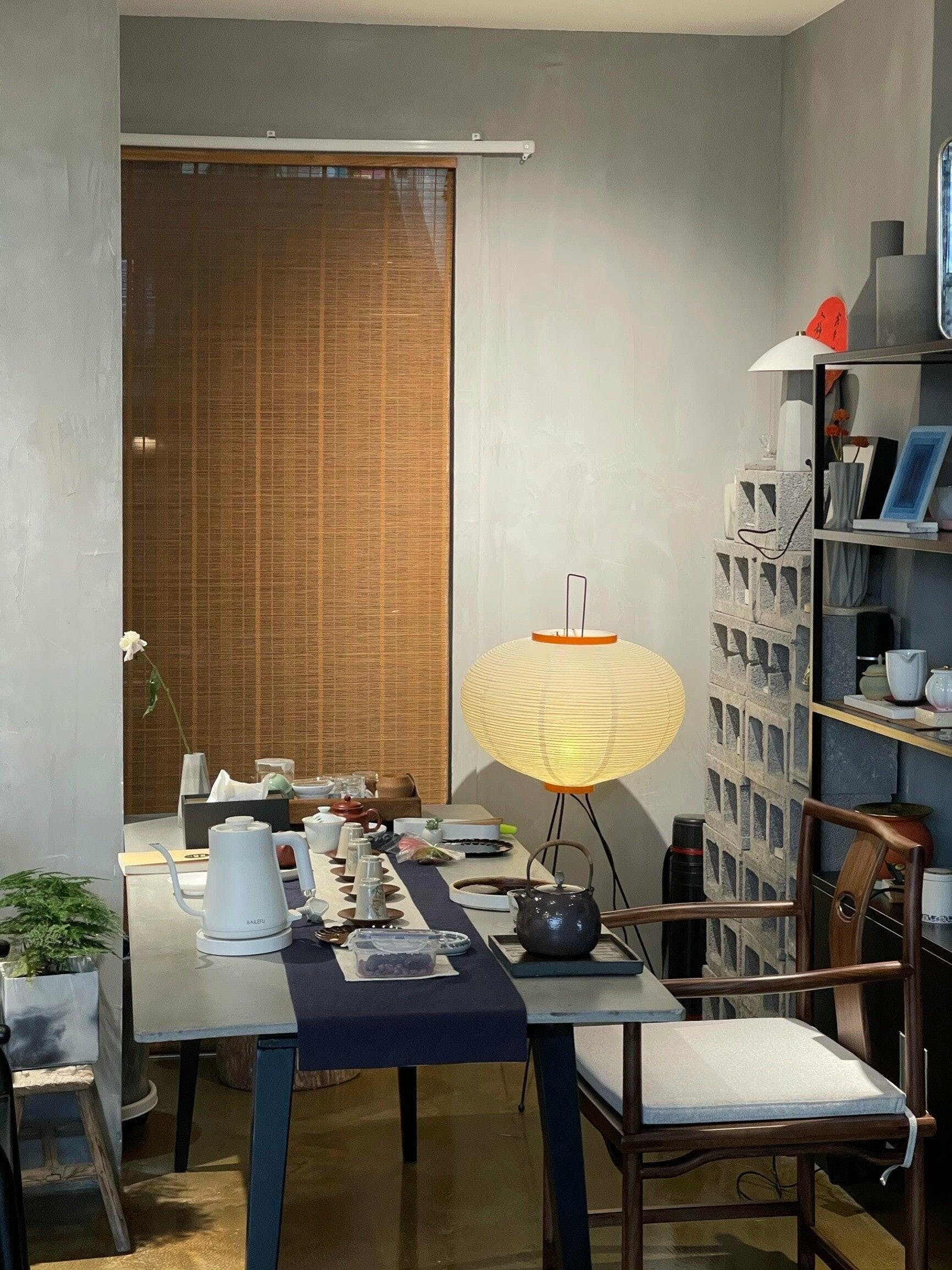 Rice paper floor lamp | Floor Lamp | LED | metal | 240v | Stylish Floor Lighting