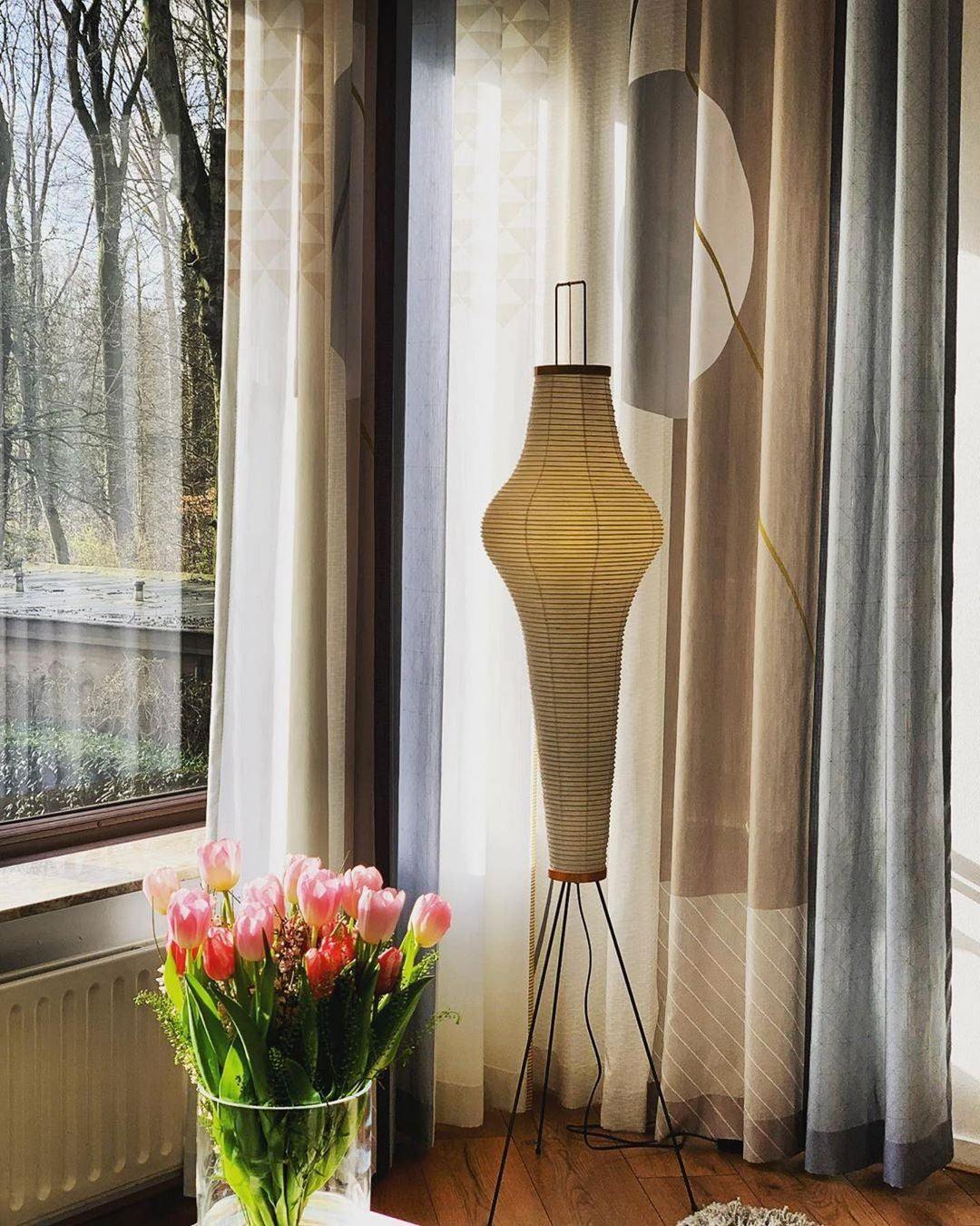 Rice paper floor lamp | Floor Lamp | LED | metal | 240v | Stylish Floor Lighting