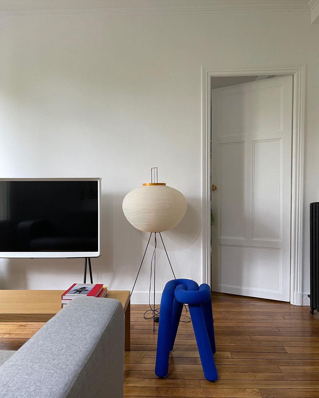 Rice paper floor lamp | Floor Lamp | LED | metal | 240v | Stylish Floor Lighting