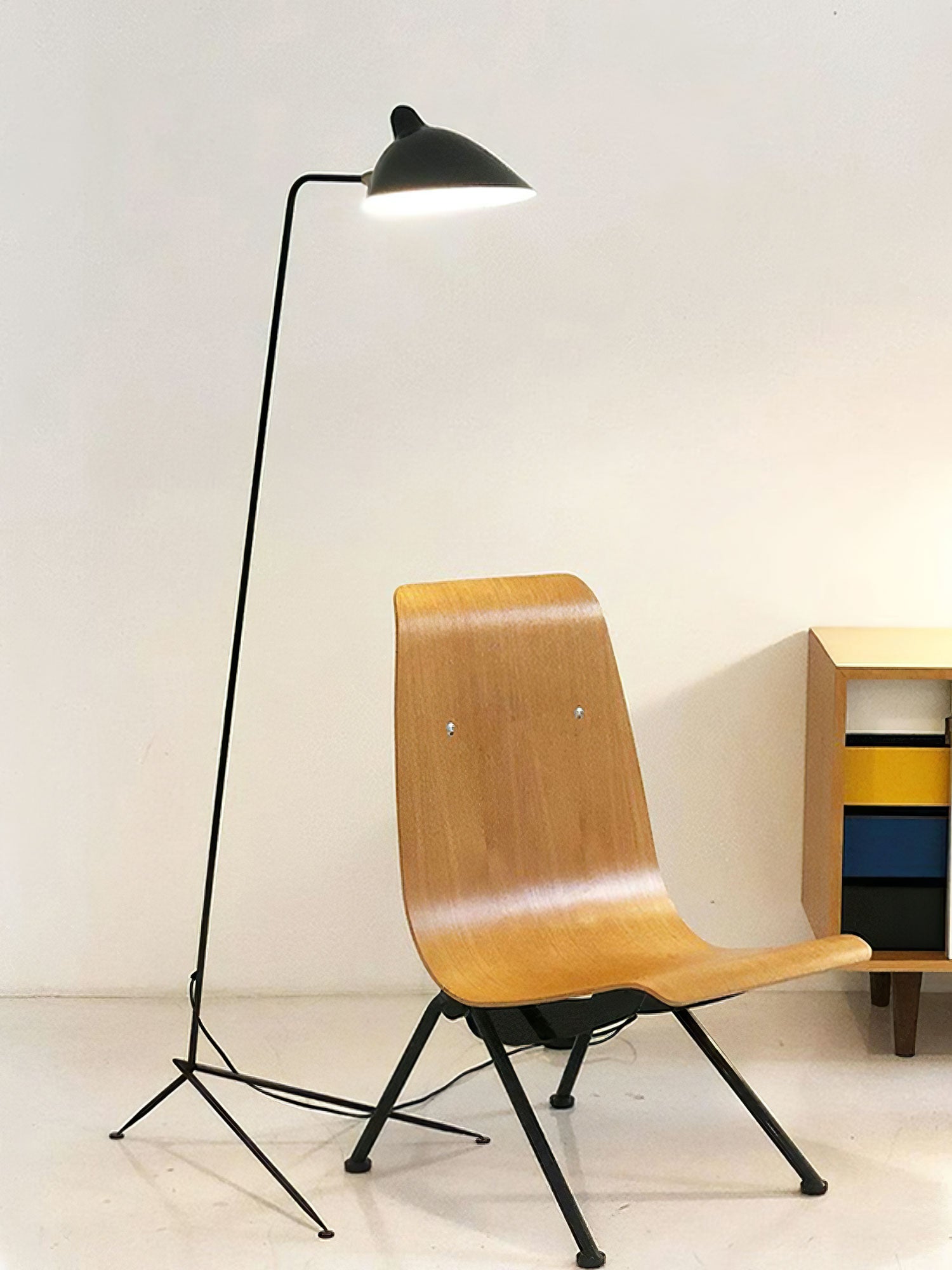 Serge Mouille Floor Lamp | Floor Lamp | LED | aluminum/metal | 240v | Stylish Floor Lighting