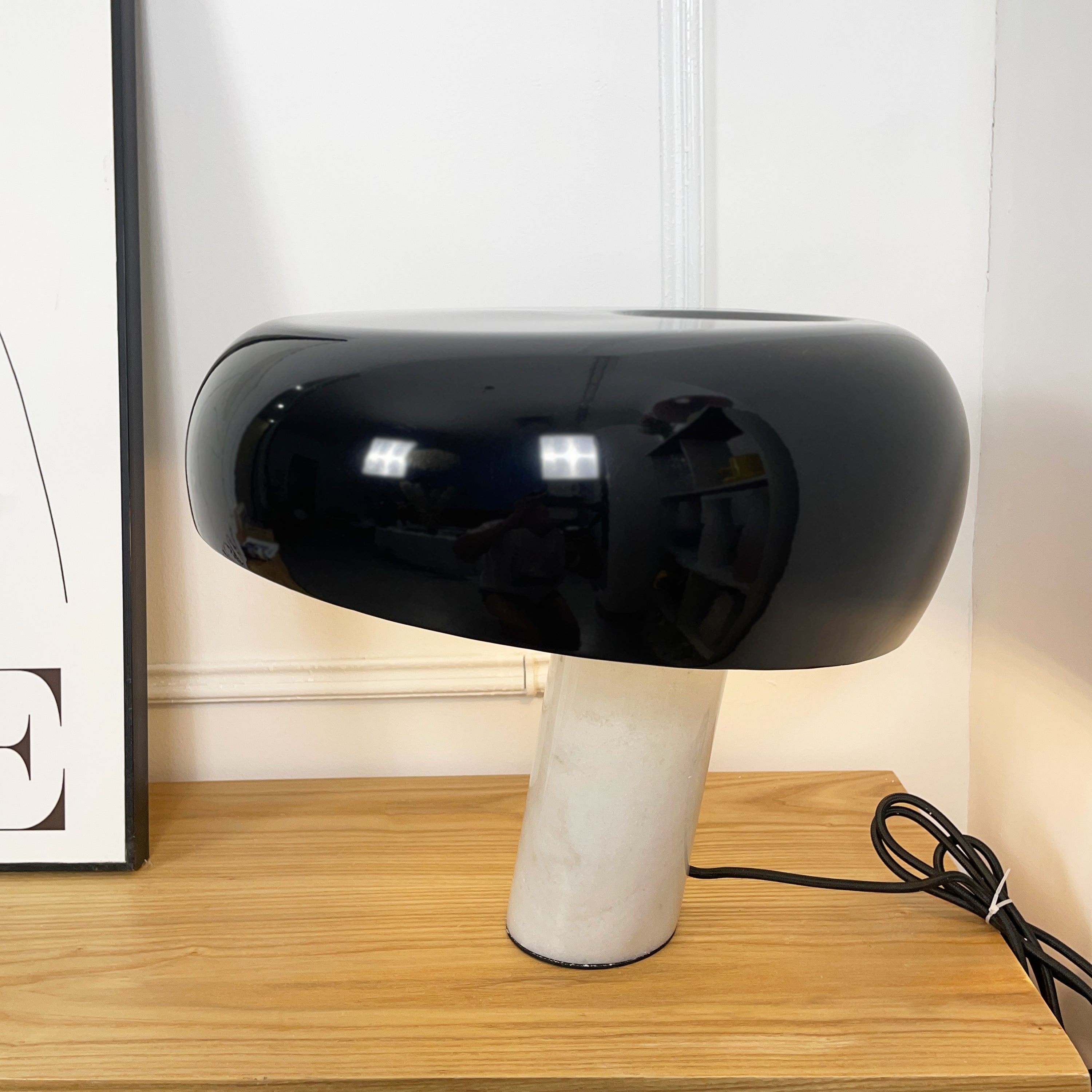 Marble Table Lamp Black | Table Lamp | metal/Marble | 110-240V | Sleek Table Accent