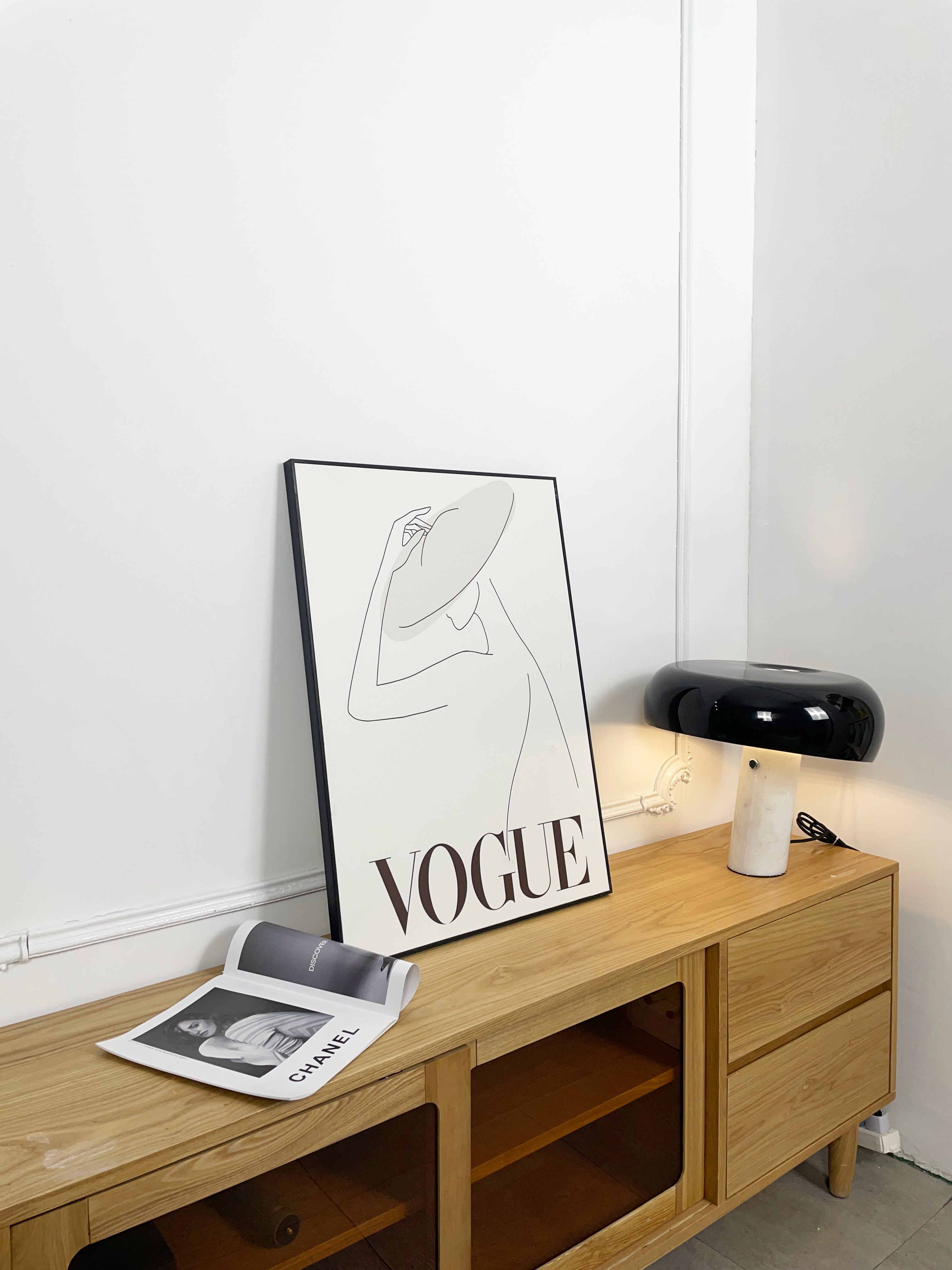 Marble Table Lamp Black | Table Lamp | metal/Marble | 110-240V | Sleek Table Accent