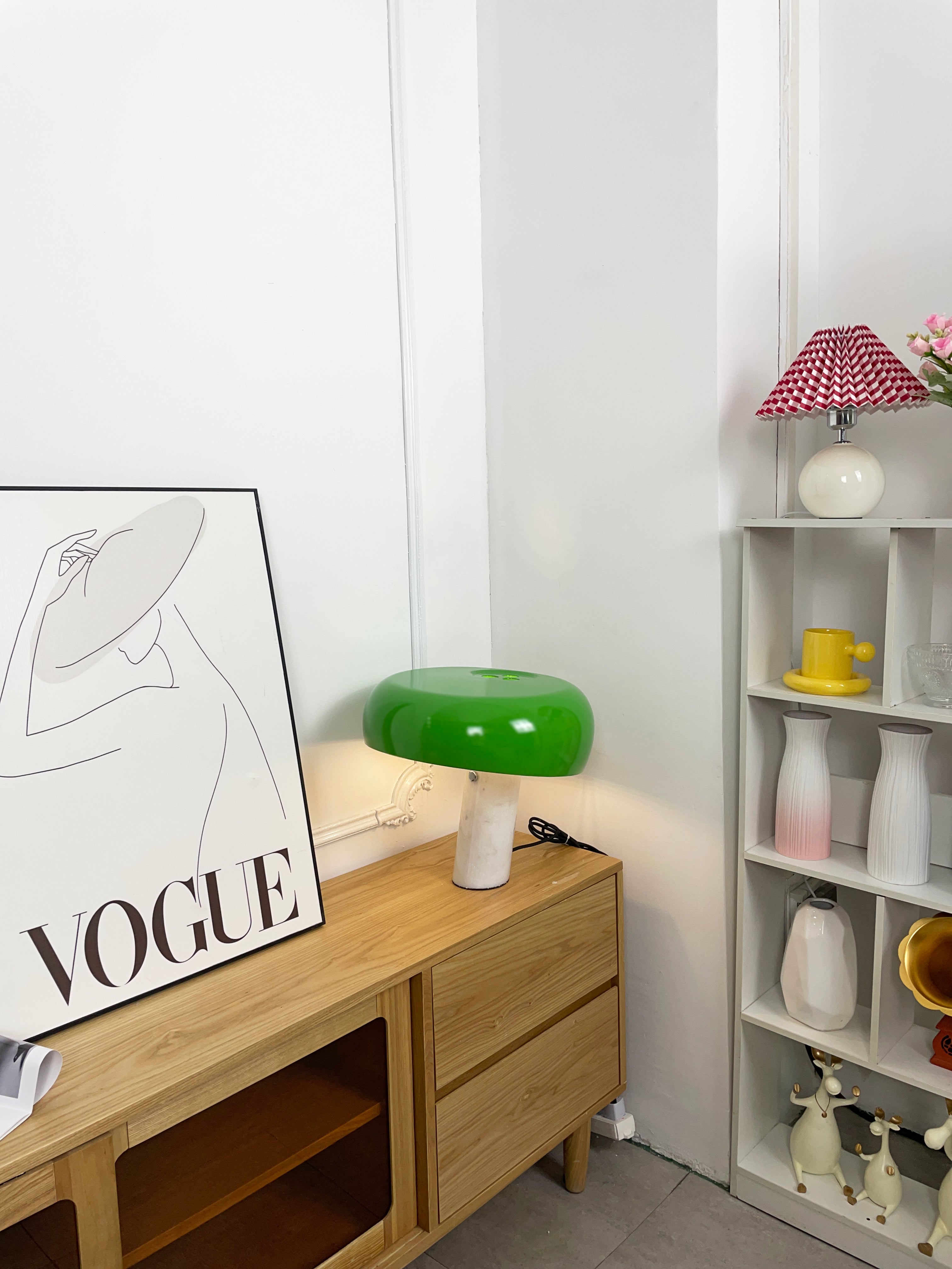 Marble Table Lamp Black | Table Lamp | metal/Marble | 110-240V | Sleek Table Accent