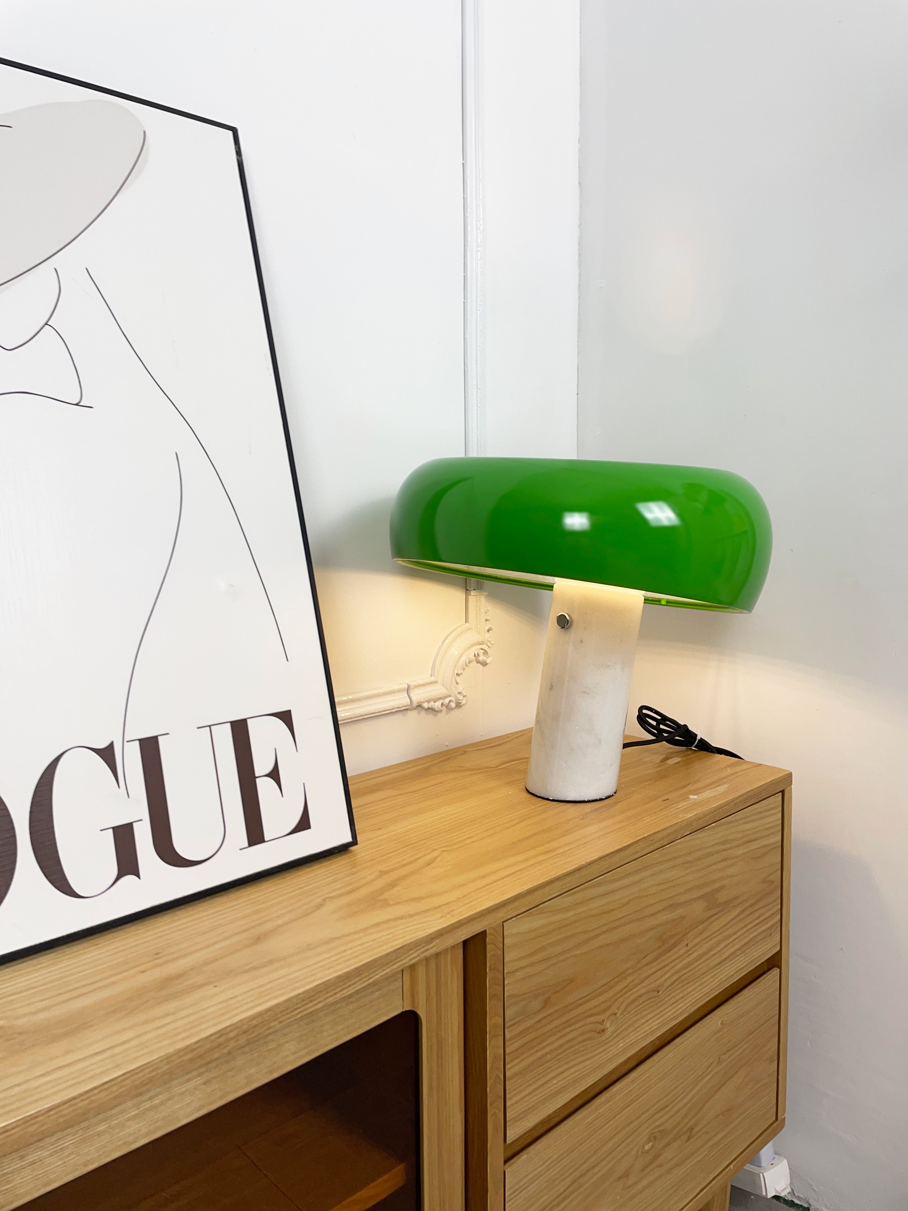 Marble Table Lamp Black | Table Lamp | metal/Marble | 110-240V | Sleek Table Accent