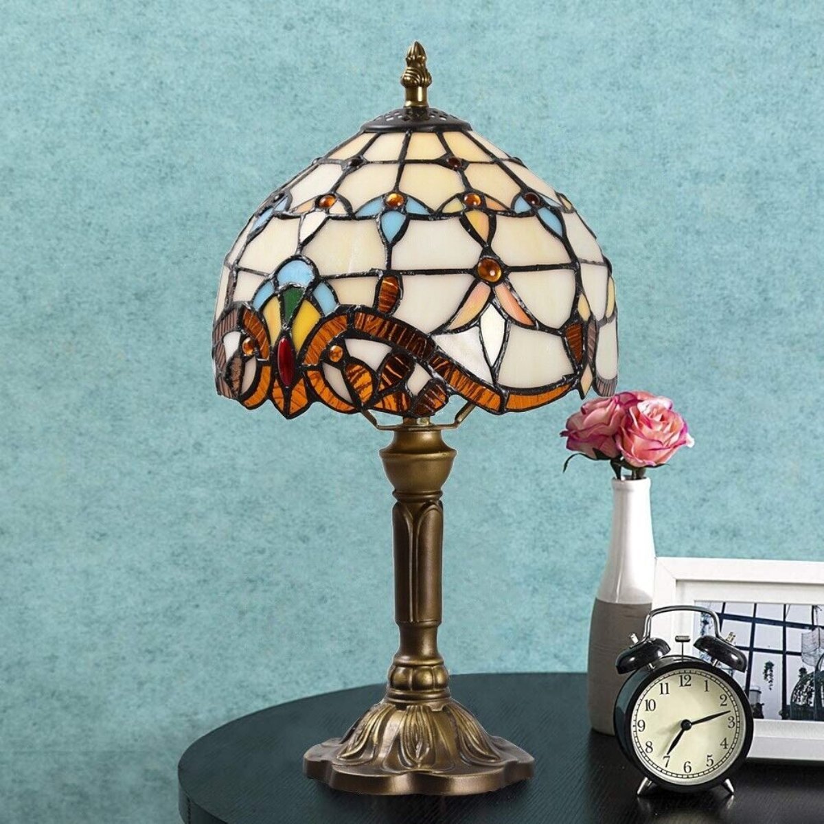 Artistry™ Antique Stained Glass Lamp | Table Lamp | Glass/metal | 220V | Sleek Table Accent