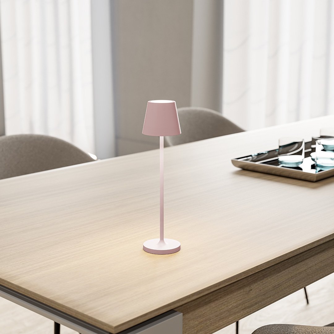 NOVA Table lamp | Table Lamp | LED | Sleek Table Accent