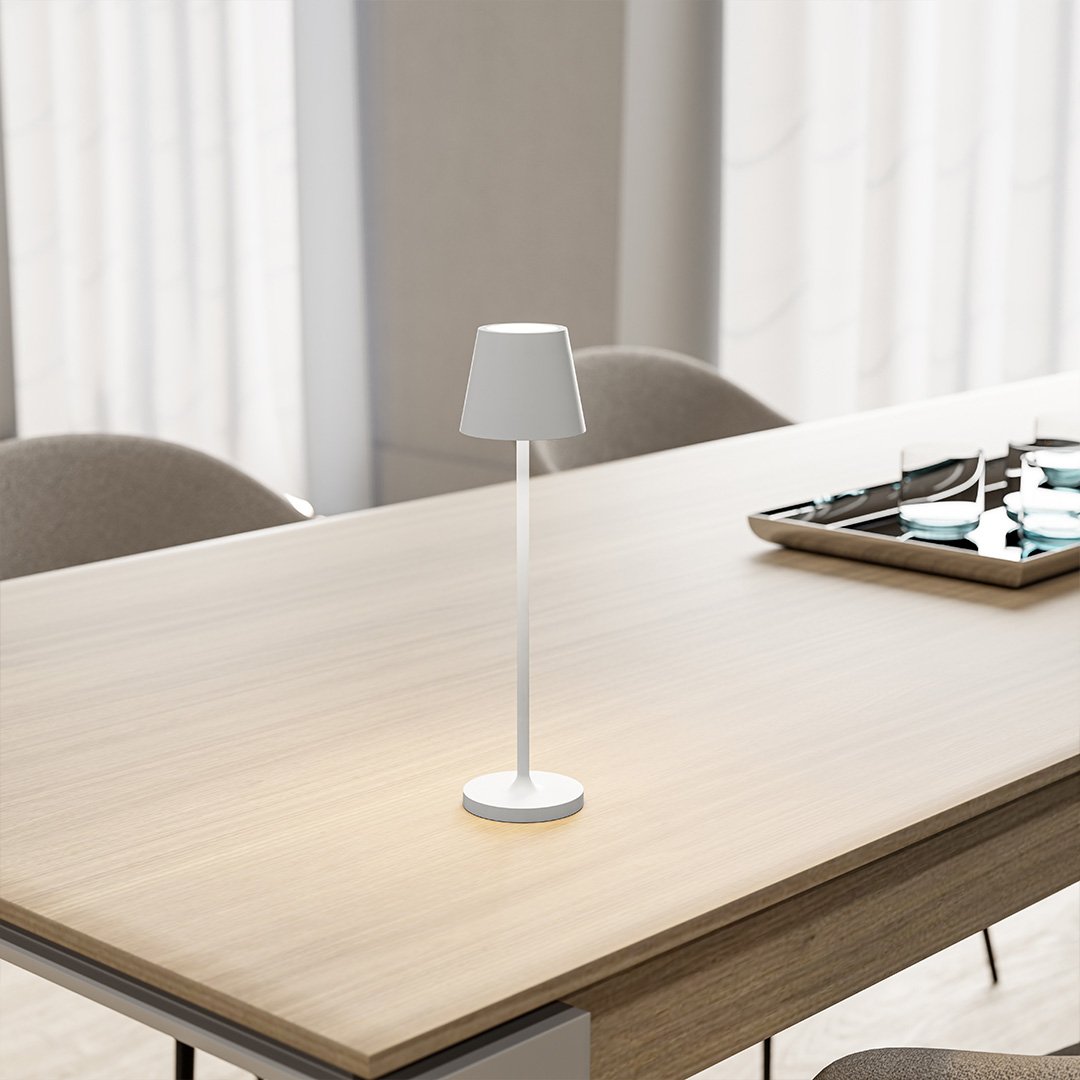 NOVA Table lamp | Table Lamp | LED | Sleek Table Accent
