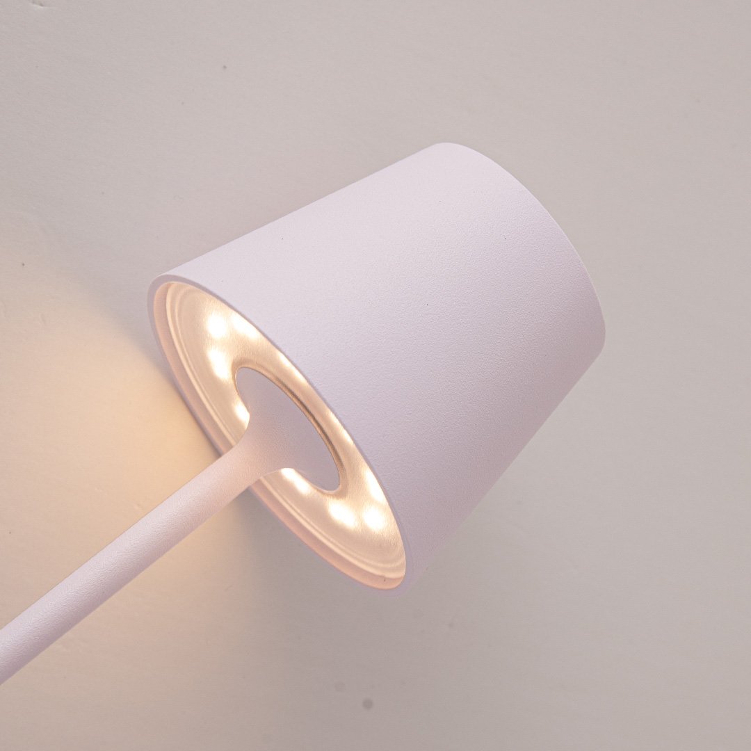 NOVA Table lamp | Table Lamp | LED | Sleek Table Accent