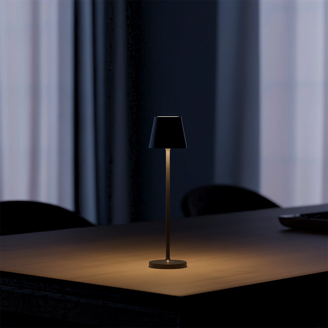 NOVA Table lamp | Table Lamp | LED | Sleek Table Accent