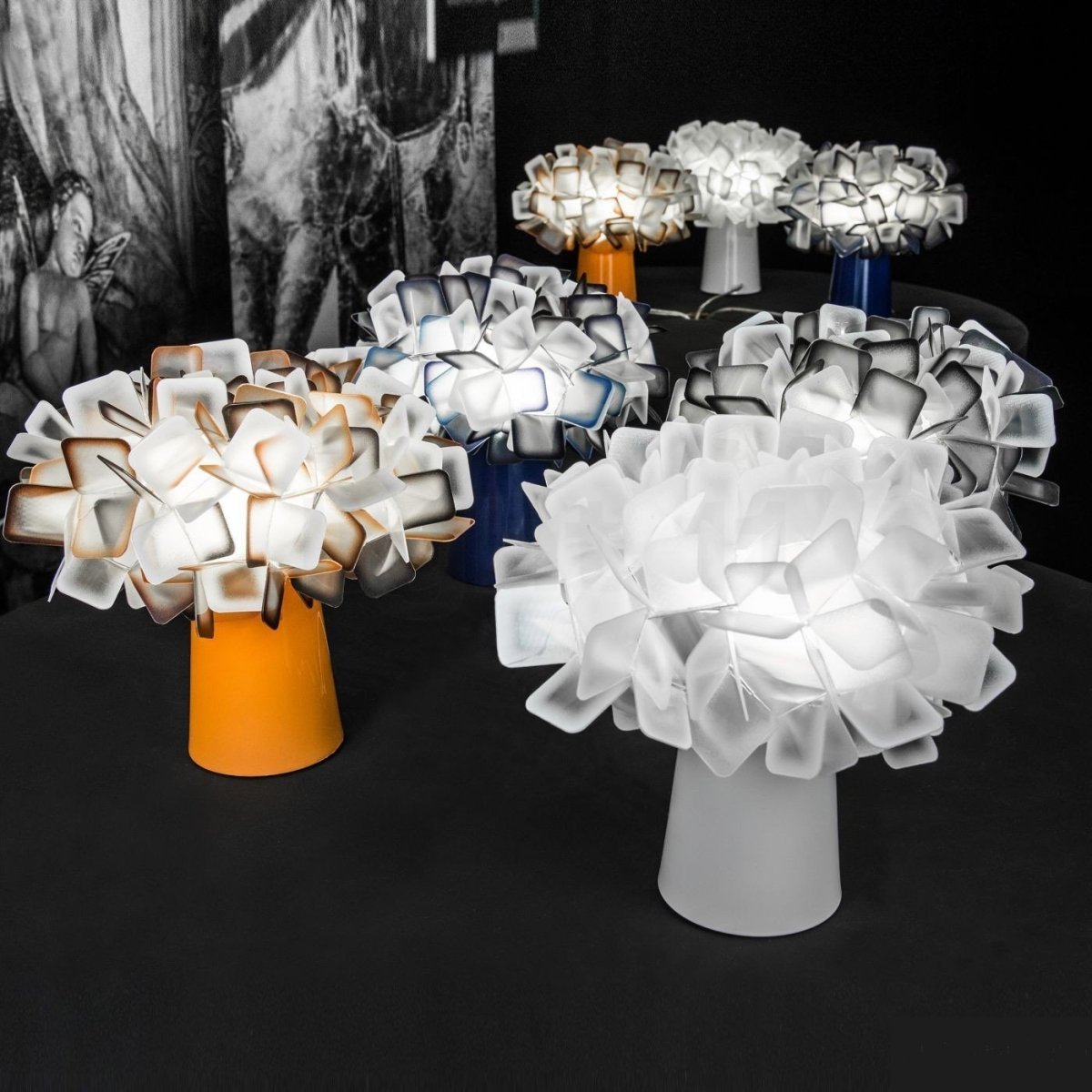 Florivis Artistic Flower Table Lamp | Table Lamp | LED | metal/PVC | 220-240V/110-120V | Sleek Table Accent