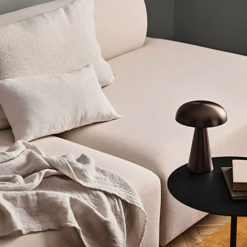 Nyverra Minimalist Table Lamp | Table Lamp | LED | Iron | Sleek Table Accent