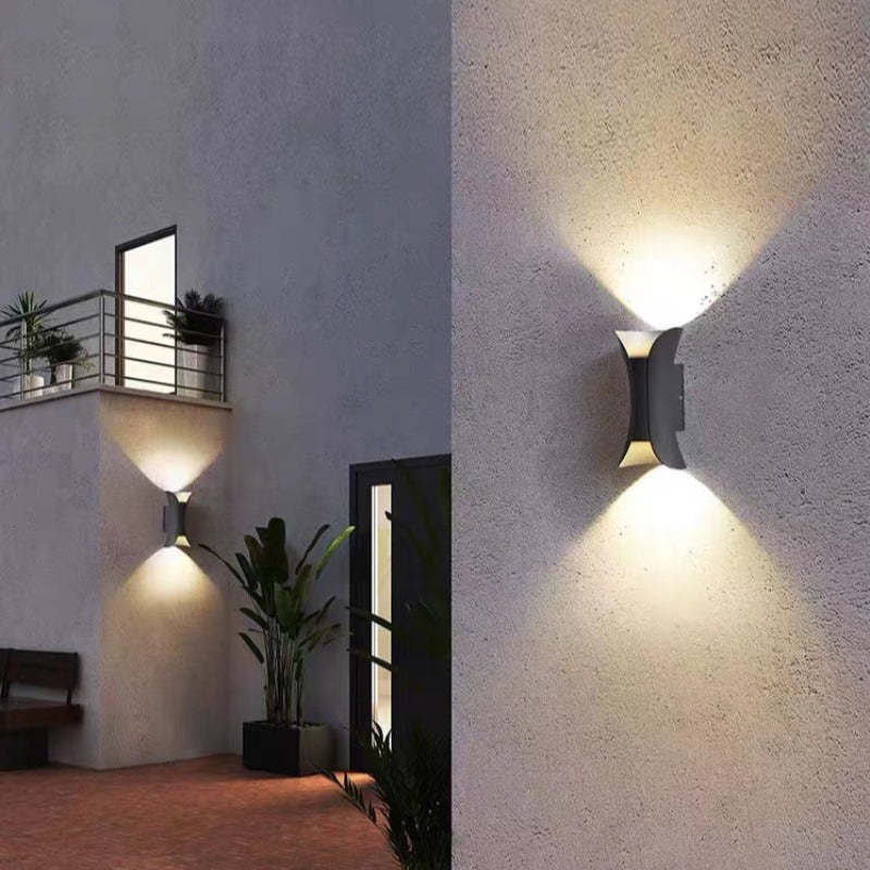 Lumiere Modern Wall Lamp | Wall Lamp | Led | metal | Elegant Wall Illumination