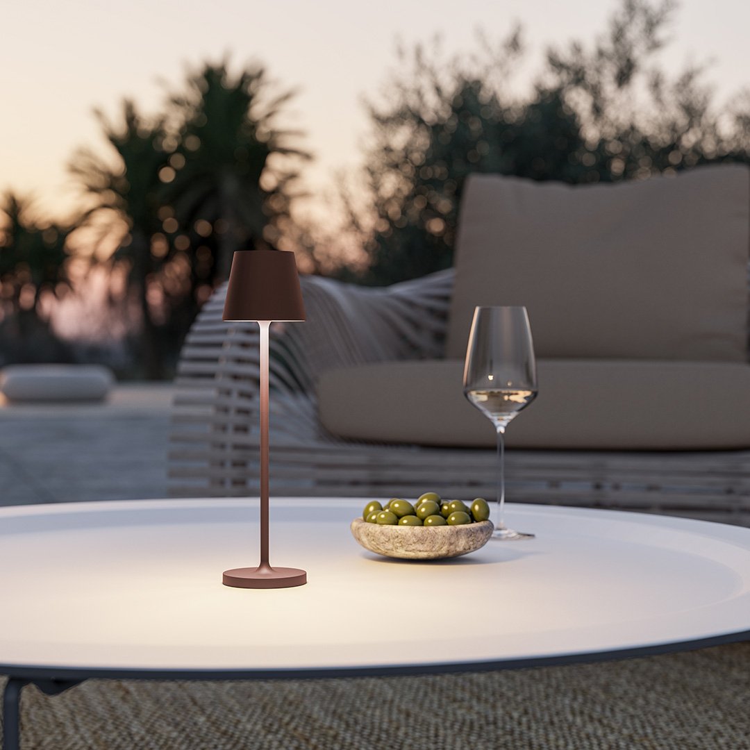 NOVA Table lamp | Table Lamp | LED | Sleek Table Accent